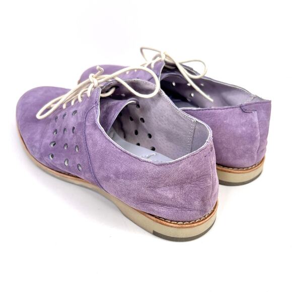 JOHNSTON & MURPHY Size 7 Purple Suede Lace Up Oxford Shoes with Cutouts - Picture 5 of 8